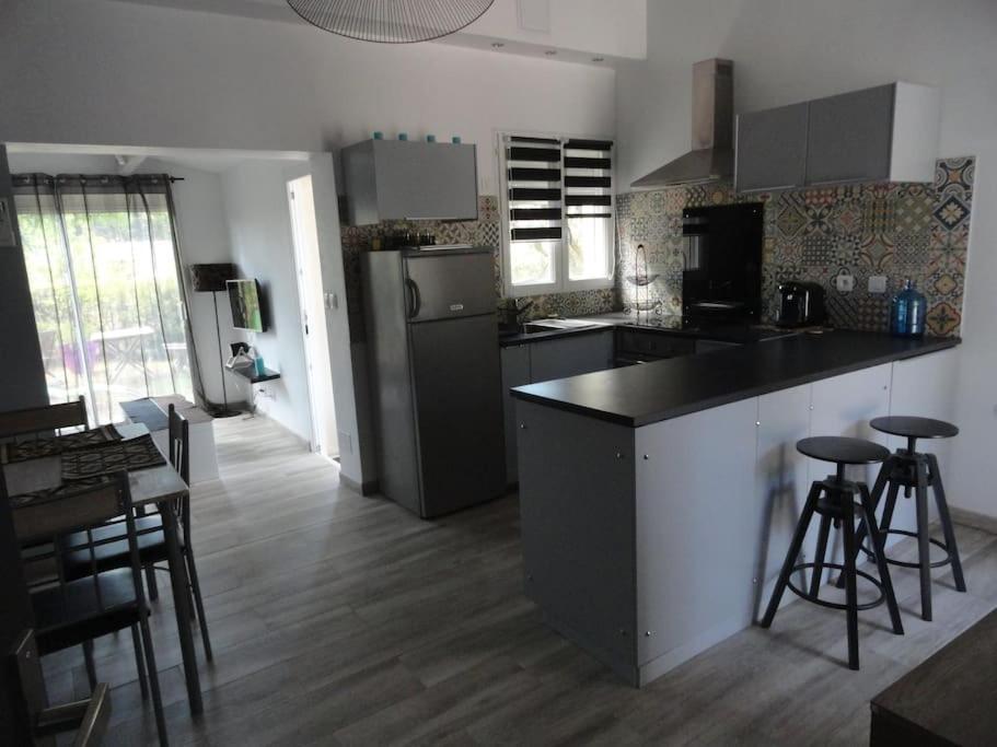Gite L Abri Costier Villa Villeveyrac Buitenkant foto